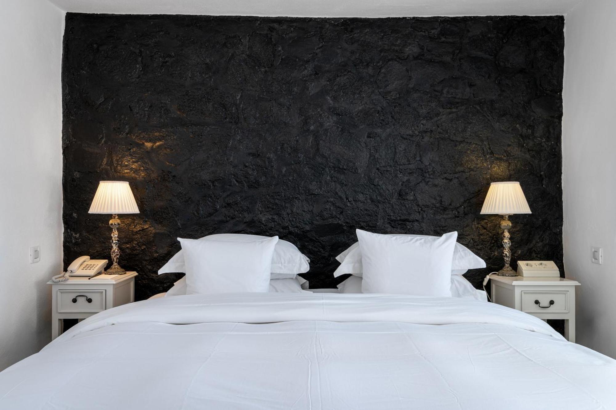 Iconic Santorini, A Boutique Cave Hotel By Sandglass Imerovigli  Oda fotoğraf